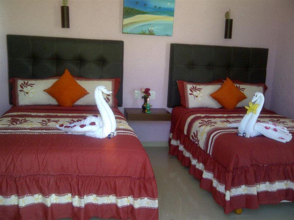 Hotel Isleno Isla Mujeres Exterior photo