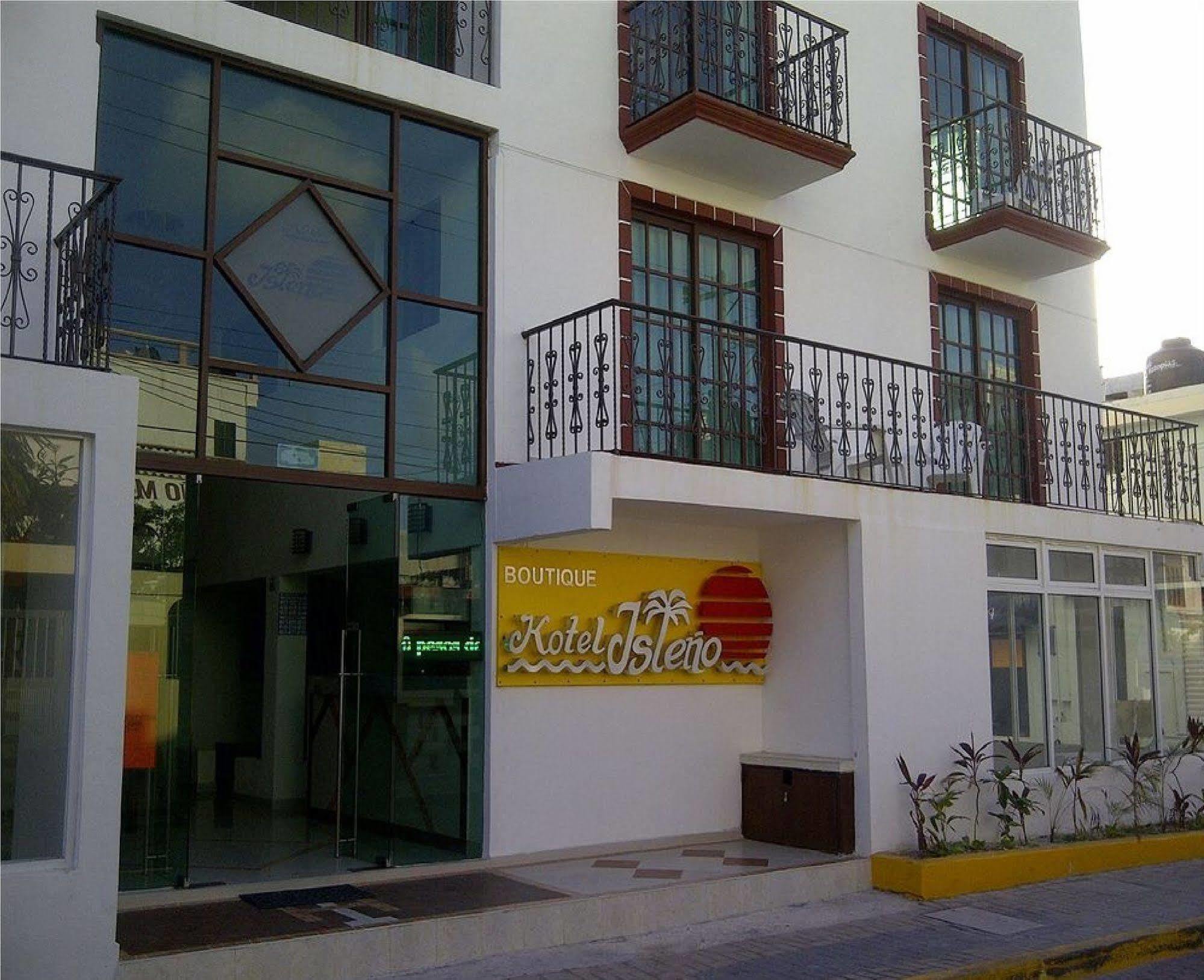 Hotel Isleno Isla Mujeres Exterior photo