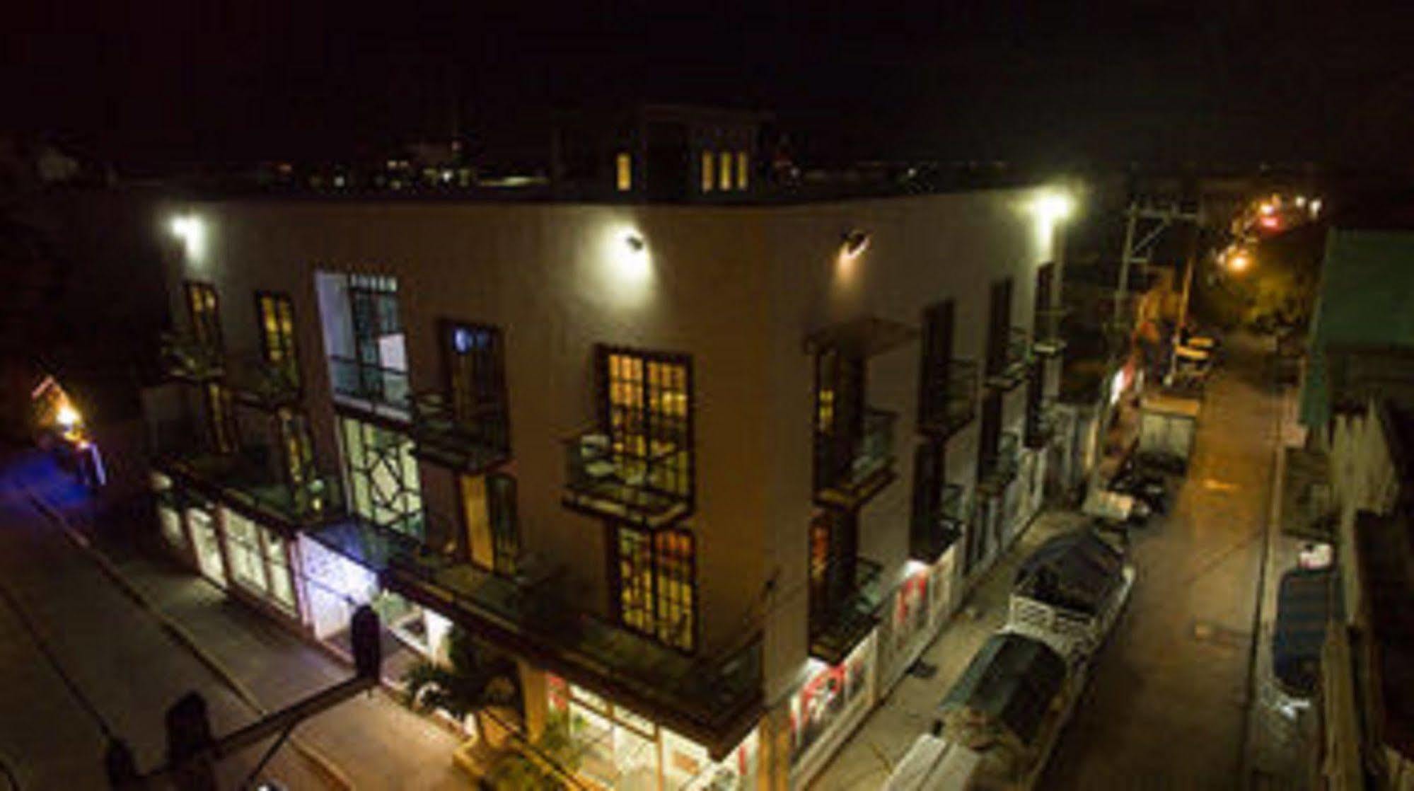 Hotel Isleno Isla Mujeres Exterior photo