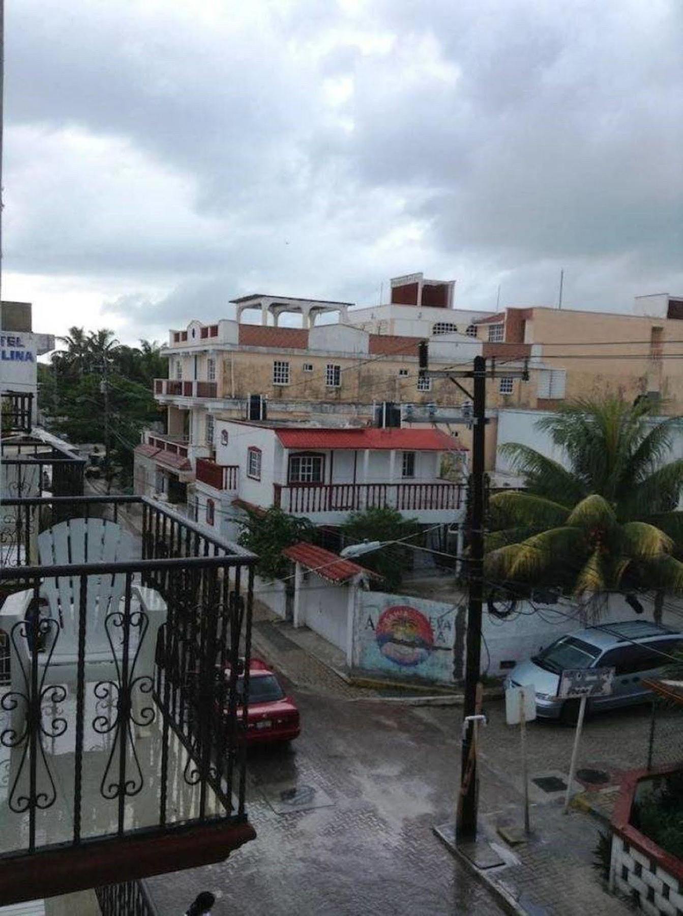 Hotel Isleno Isla Mujeres Exterior photo